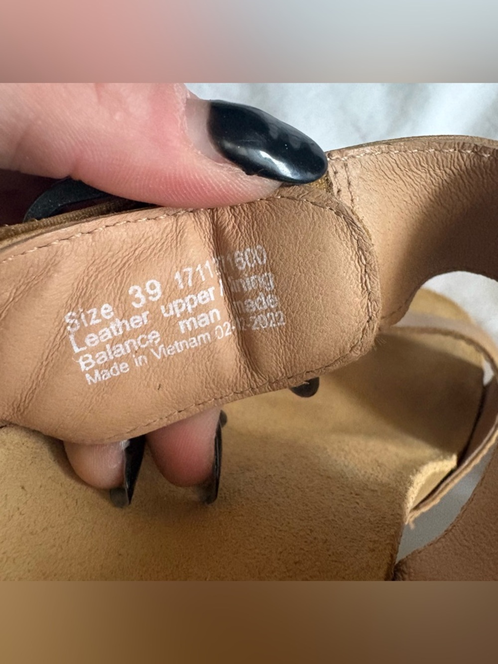 Size 39 Dansko Tan Tanya Slip-On Wedge Sandal - Picture 5 of 6